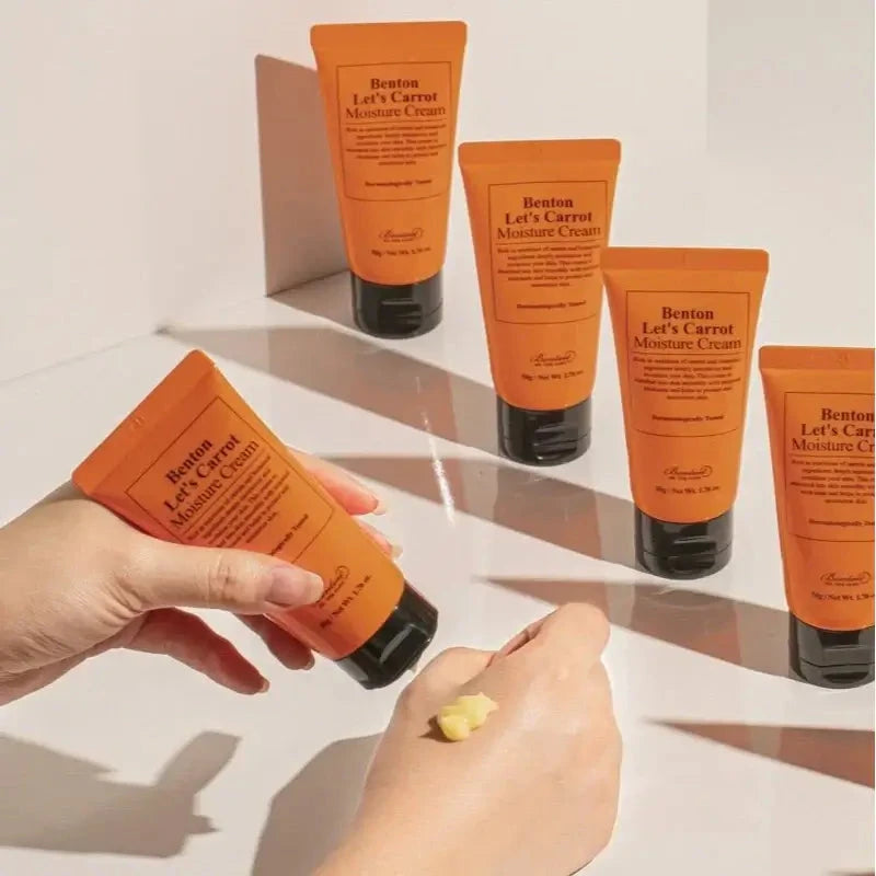 Mitrinošs krēms sejai ar burkānu ekstraktu Benton Let`s Carrot Moist Cream