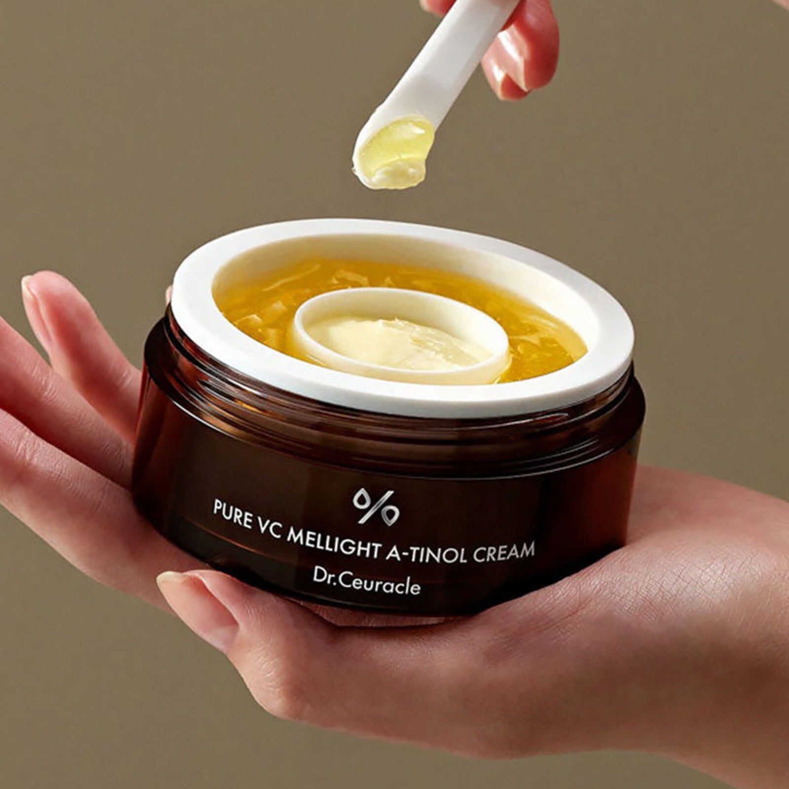 Divfāžu krēms ar retinolu un C vitamīnu Dr.Ceuracle Pure VС Mellight A-Tinol Cream