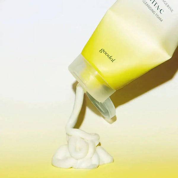 Attīrošas putas ar vitamīniem GOODAL Green Tangerine Vita C Cleansing Foam