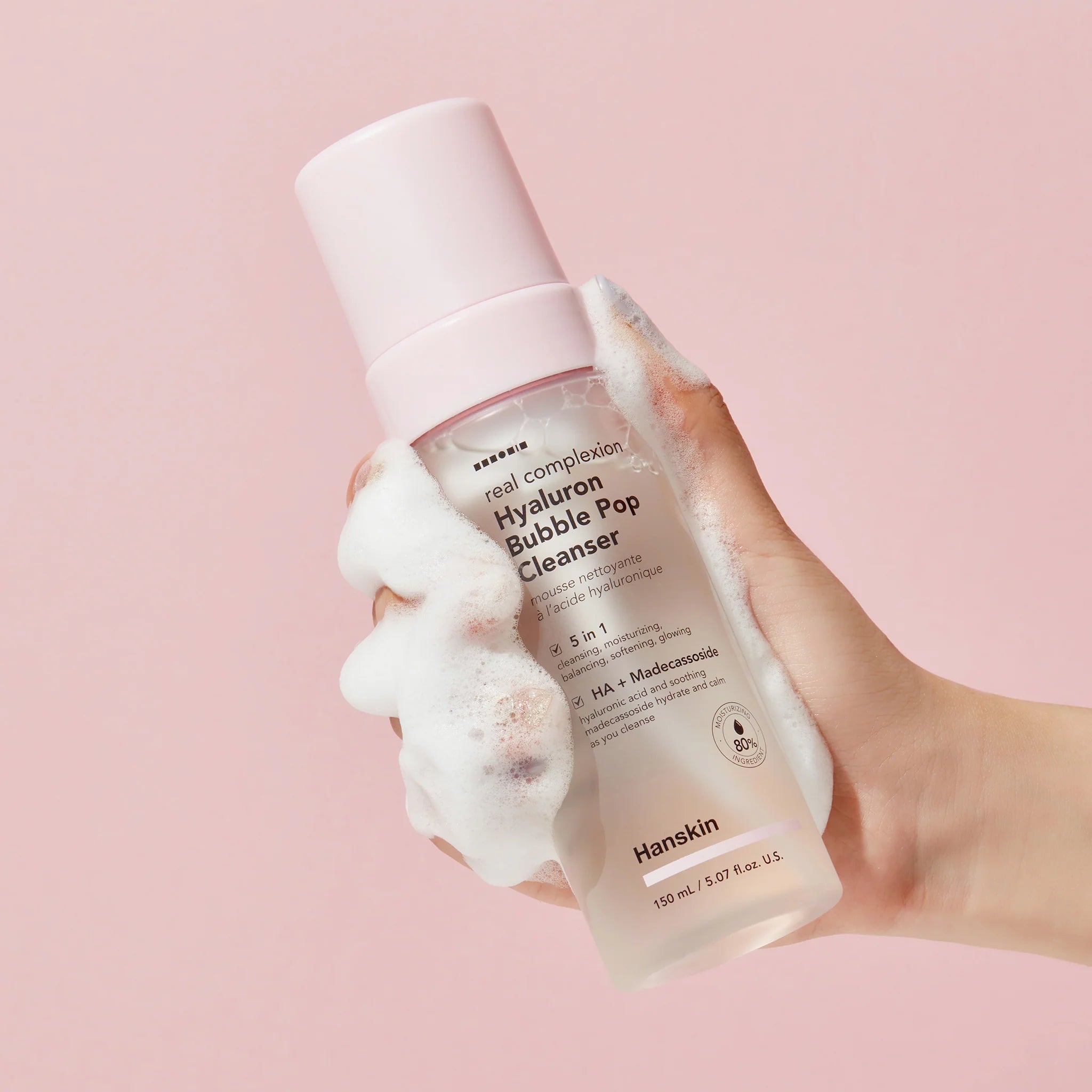 Mitrinošas putiņas sejas ādas attīrīšanai Hanskin Real Complexion Hyaluron Bubble Pop Cleanser