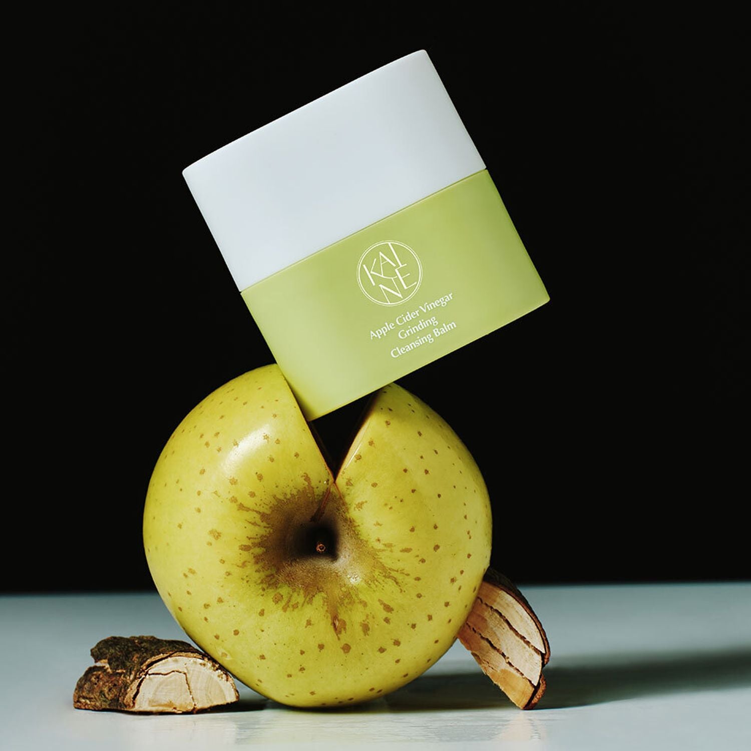 Attīrošs balzams Kaine Apple Cider Vinegar Grinding Cleansing Balm