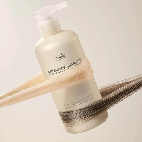 Mitrinošs tonējošais šampūns gaišiem matiem Lador Ash Silver Shampoo
