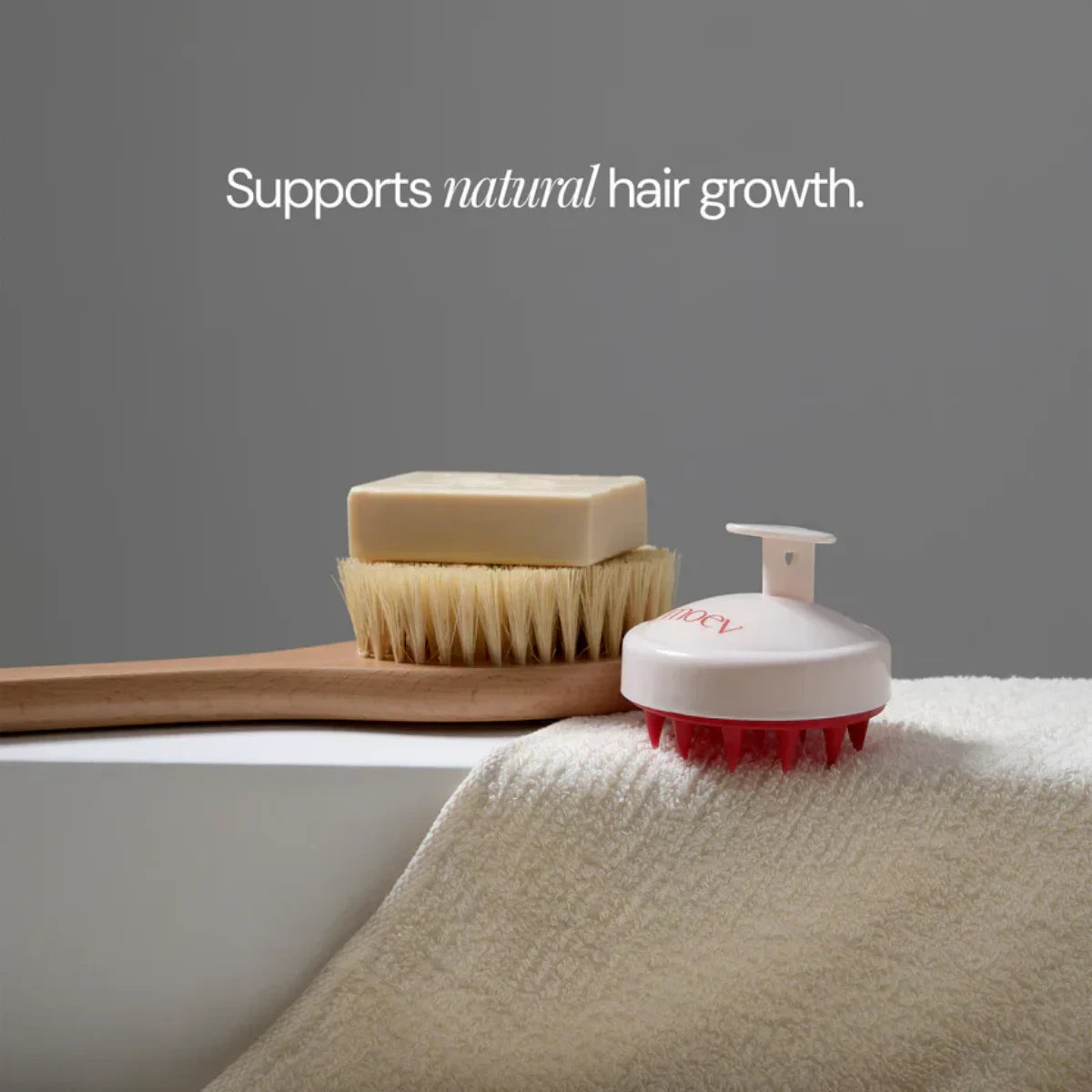 Silikona galvas ādas masāžas birste MOEV Scalp Brush