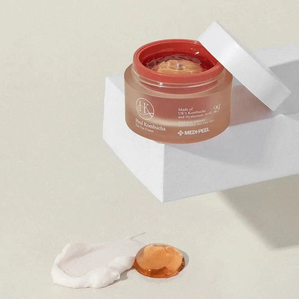 Dubultais krēms ar 50% kombuču un keramīdiem Medi-Peel Hyal Kombucha Tea-Tox Cream