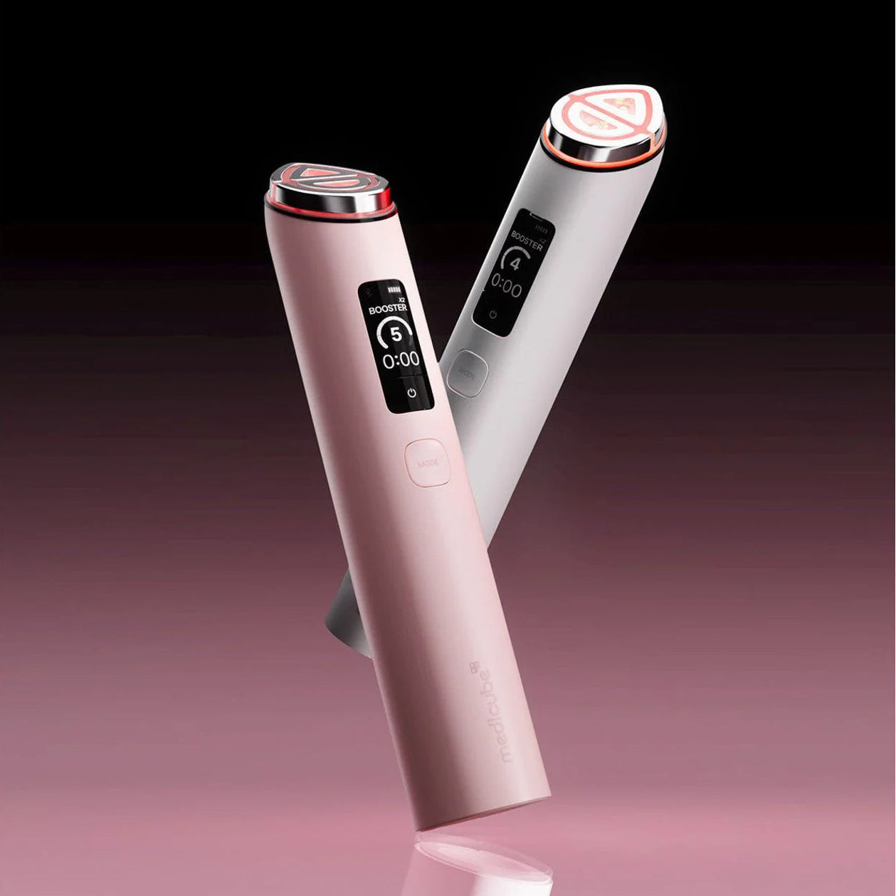 Daudzfunkcionāla mikrostrāvas ierīce Medicube AGE-R Booster Pro X2