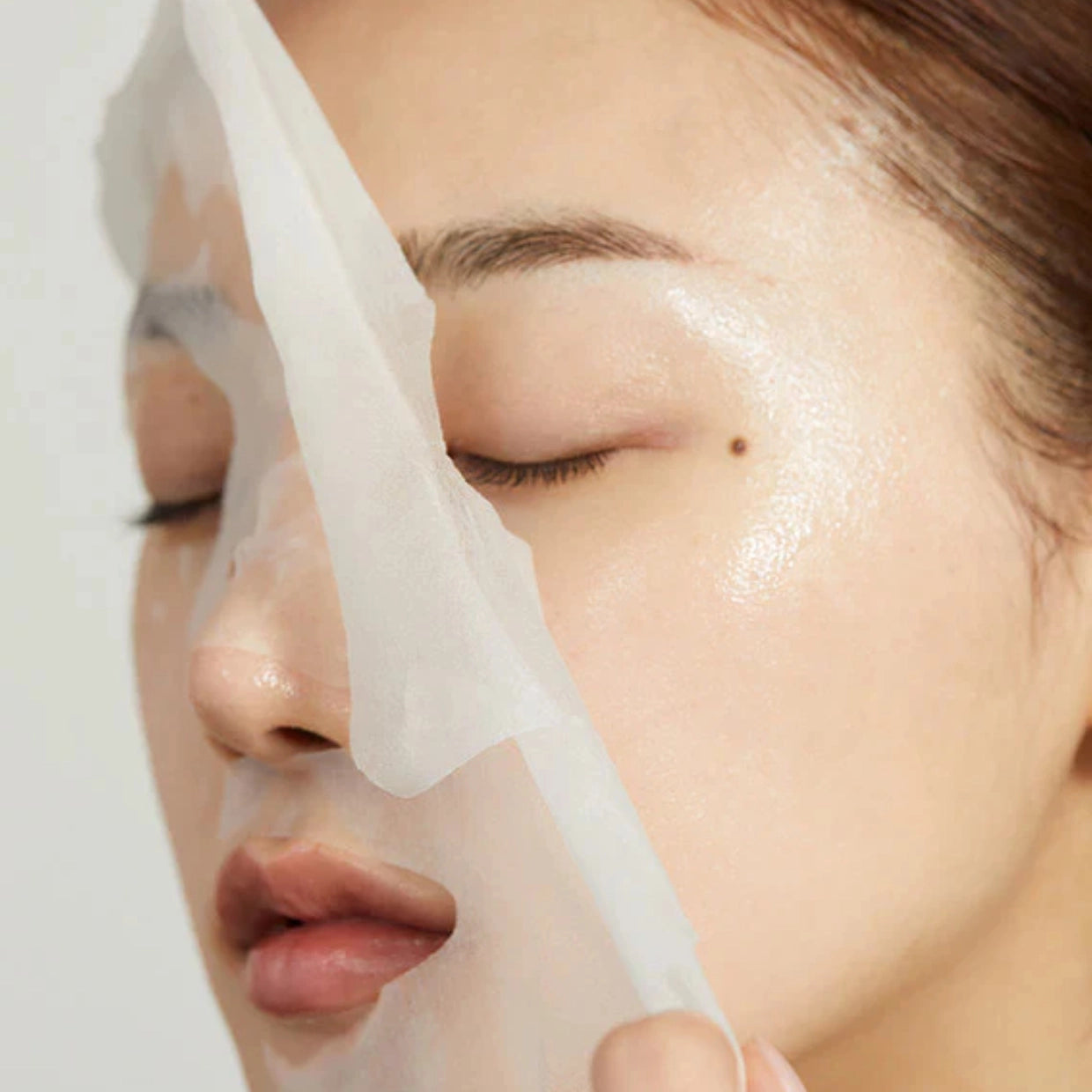 Ультратонкая успокаивающая маска с центеллой Medicube Super Cica Calming Mask