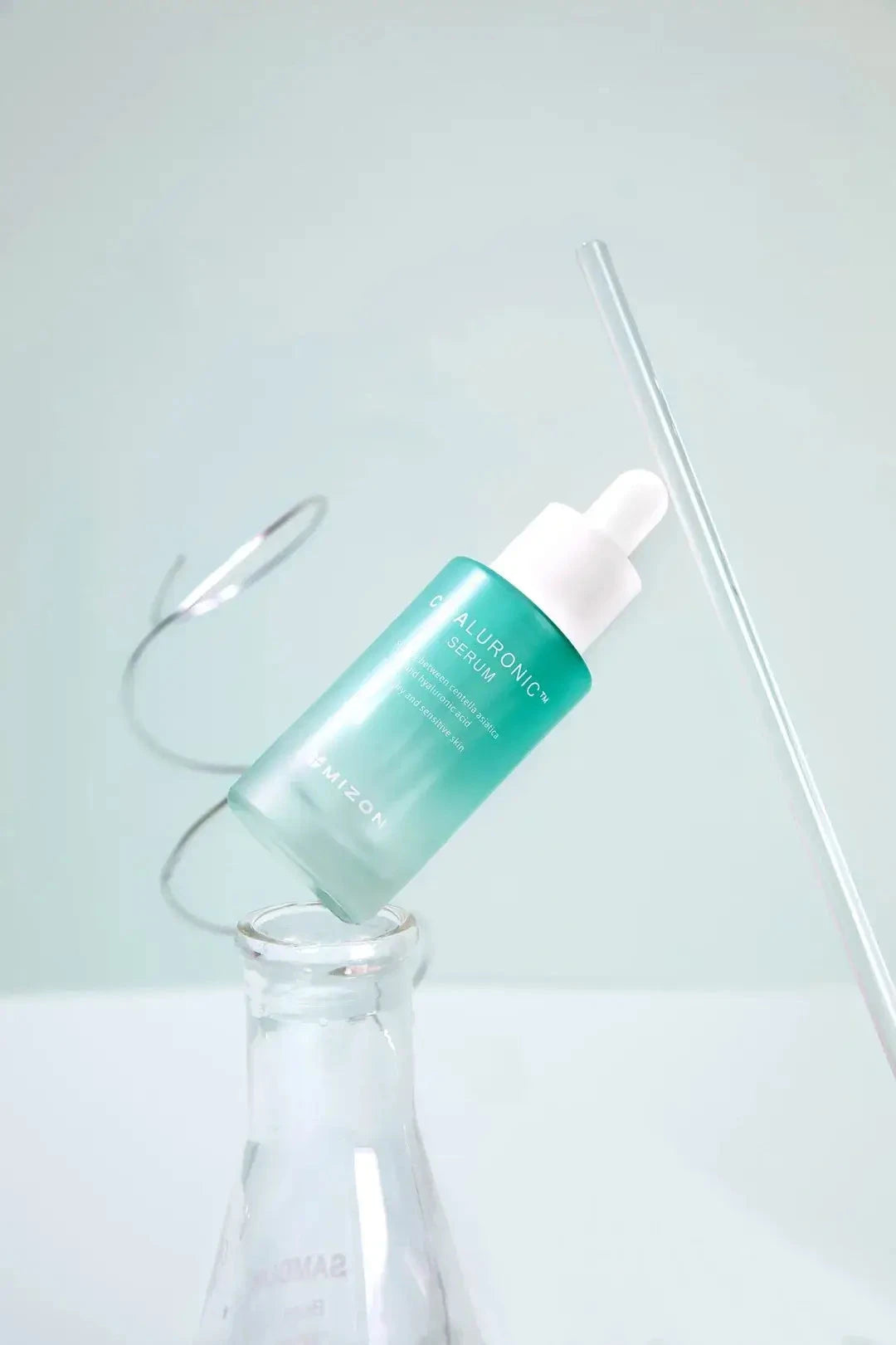Mitrinošs serums ar CICA-kompleksu Mizon Cicaluronic Serum
