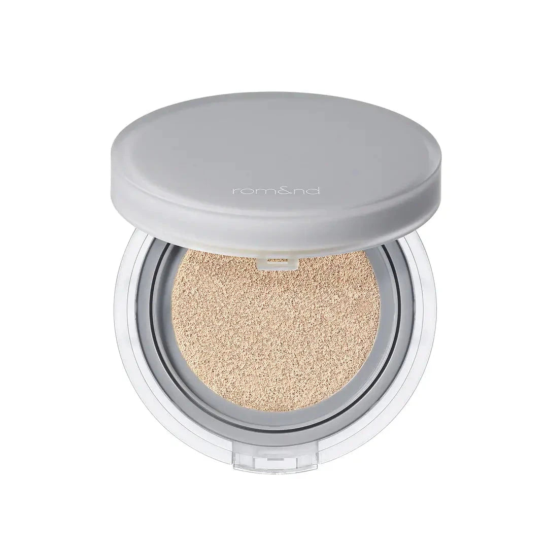 Noturīgs tonālais kušons ar pusmatētu noslēguma akcentu Rom&Nd Nu Zero Cushion SPF24 PA++