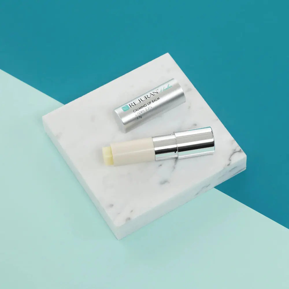 Успокаивающий бальзам для губ REJURAN Calming Lip Balm