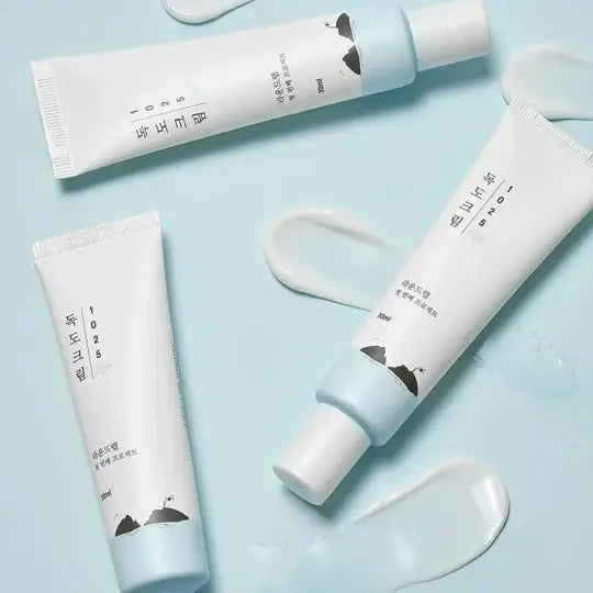 Mitrinošs krēms ādai ap acīm ar jūras ūdeni Round Lab Dokdo Eye Cream