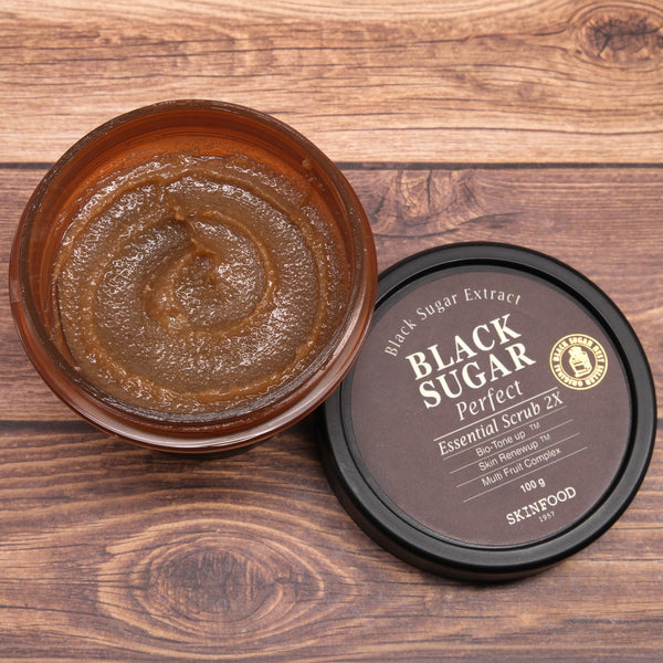 Sejas skrubis Skinfood Black Sugar Perfect Essential Scrub 2X