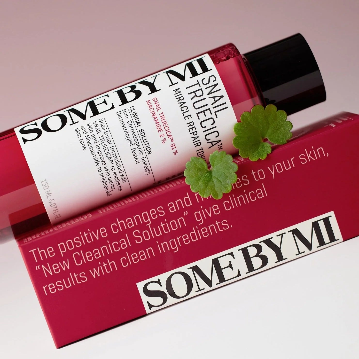 Atjaunojošs toniks ar melno gliemežu mucīnu Some By Mi Snail Truecica Miracle Repair Toner