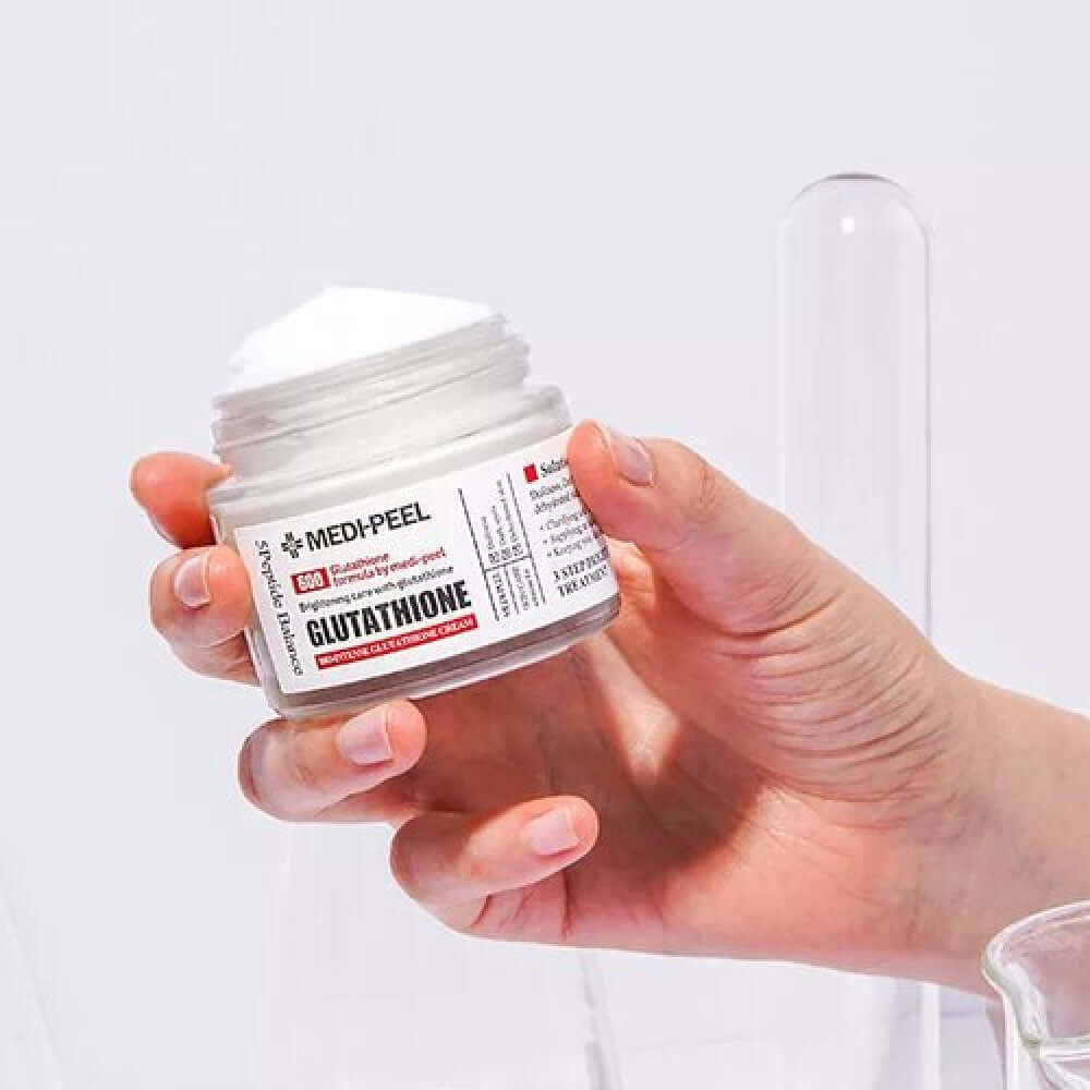 Izgaismojoš krēms ar glutationu Medi-Peel Bio Intense Glutathione White Cream