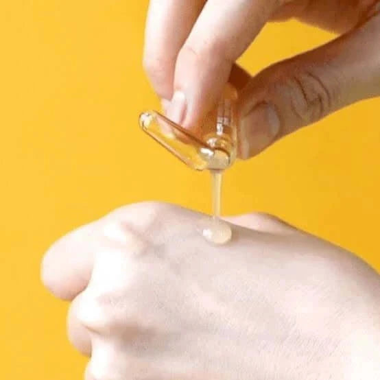 Balinošās ampulas sejai SNP Prep Vitaronic SOS Ampoule