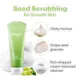 Putas-skrubis dziļai poru attīrīšanai Frudia Green Grape Pore Control Scrub Cleansing Foam