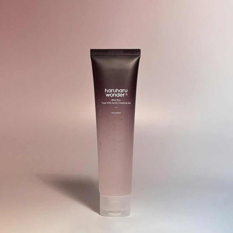Maigs pīlinga-gels ar melno rīsu ekstraktu Haruharu WONDER Black Rice Triple AHA Gentle Cleansing Gel