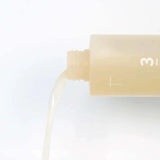 Balinošs toniks-esence ādas mitrināšanai un mirdzuma piešķiršanai Numbuzin No.3 Super Glowing Essence Toner