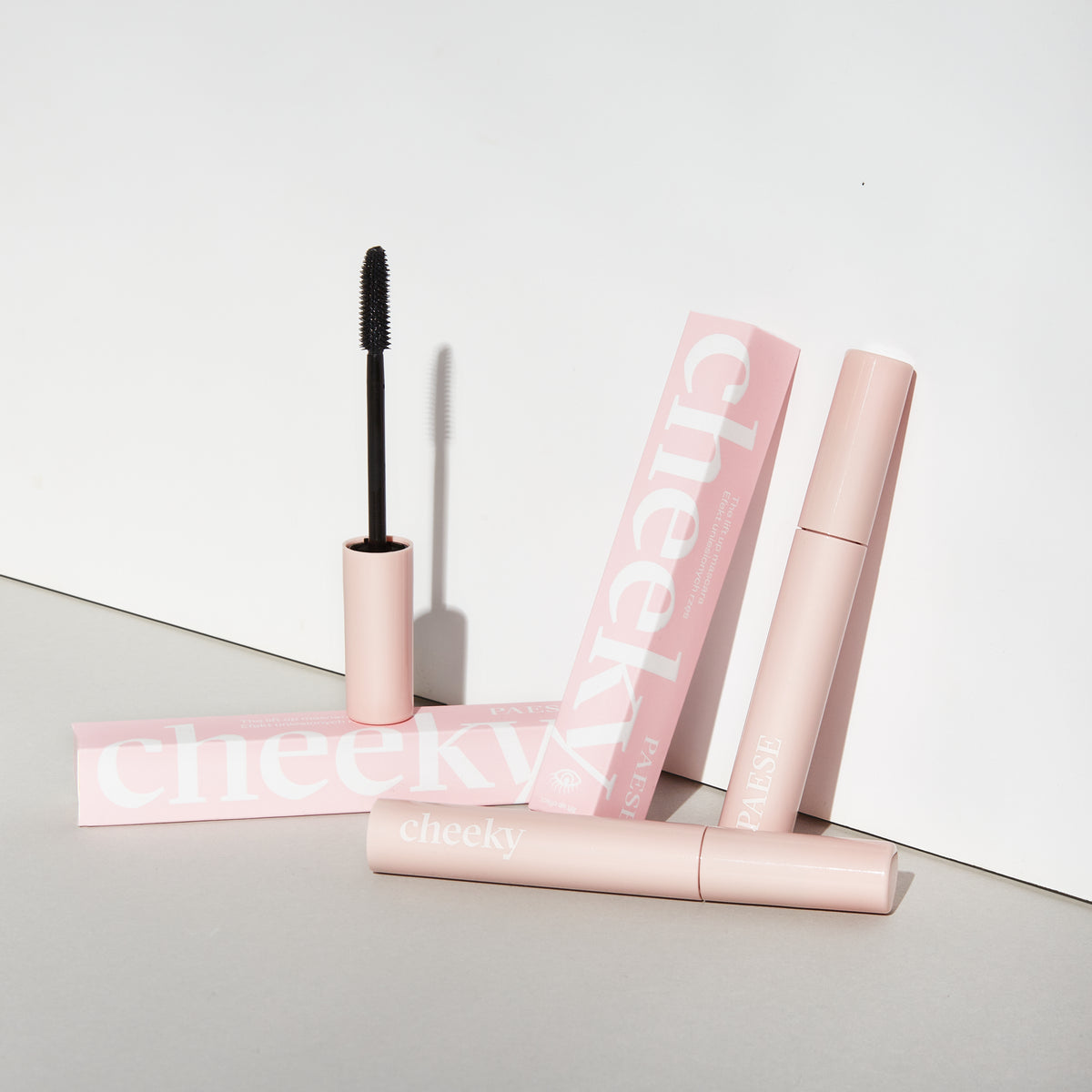 Ilgnoturīga skropstu tuša Paese The Lift Up Mascara Cheeky