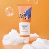 Maigi attīrošas putiņas ROUND LAB Soybean Panthenol Cleanser