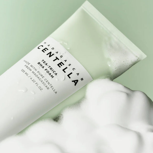 Антибактериальная пенка для умывания SKIN1004 Madagascar Centella Tea-Trica BHA Foam